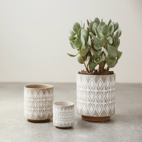 DA8322 Grey White Stoneware Pots Lifestyle