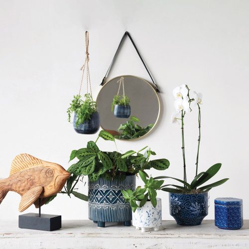 DF4054 Hanging Stoneware Planter with Pattern Jute Hanger Lifestyle